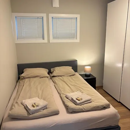 Fin Leilighet, Sentralt Og Sjonaert,med Parkering Apartment